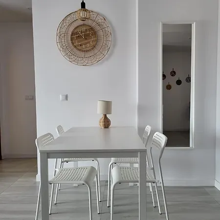 Piekny Centrum 2 Sypialnie Z Basenem Appartamento *